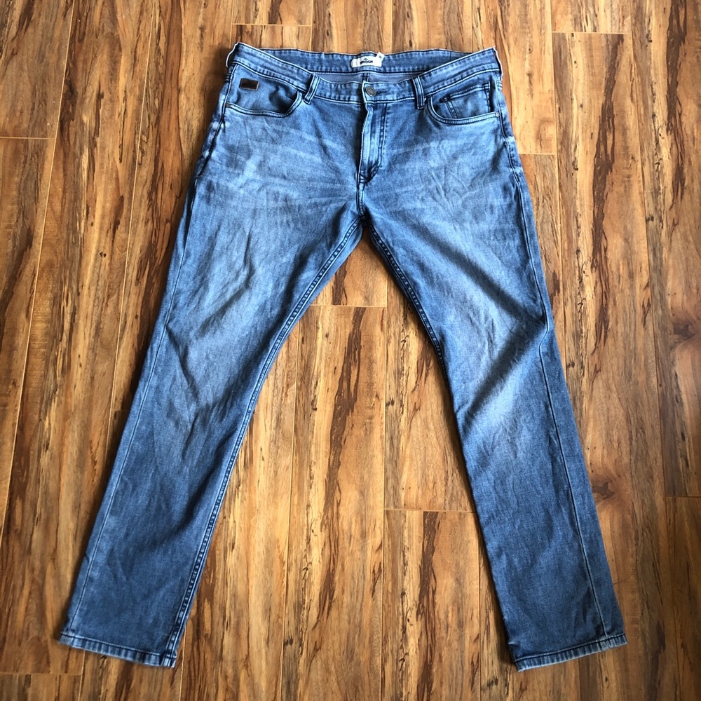 ⭐️FREE WITH PURCHASE⭐️
WROGN Jeans - Picture 3 of 9